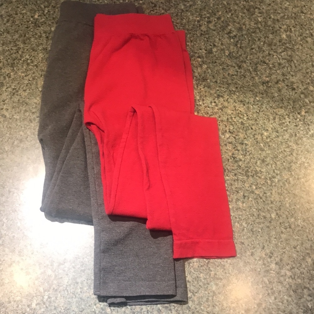 Lot of 2 tights/leggings - red and grey